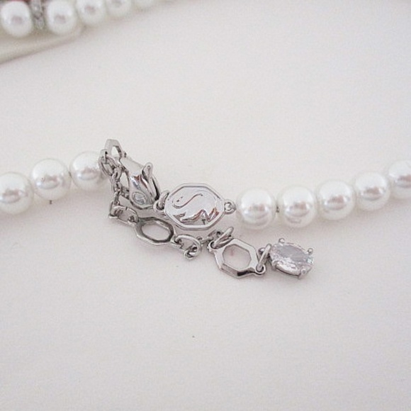 SWAROVSKI White & Red Necklace - Picture 5 of 7